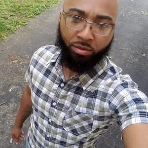 Meet your Posher, Travis